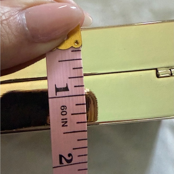 BCBGeneration Gold Square Shoulder Bag with Gold Link Strap NWOT - Picture 11 of 12